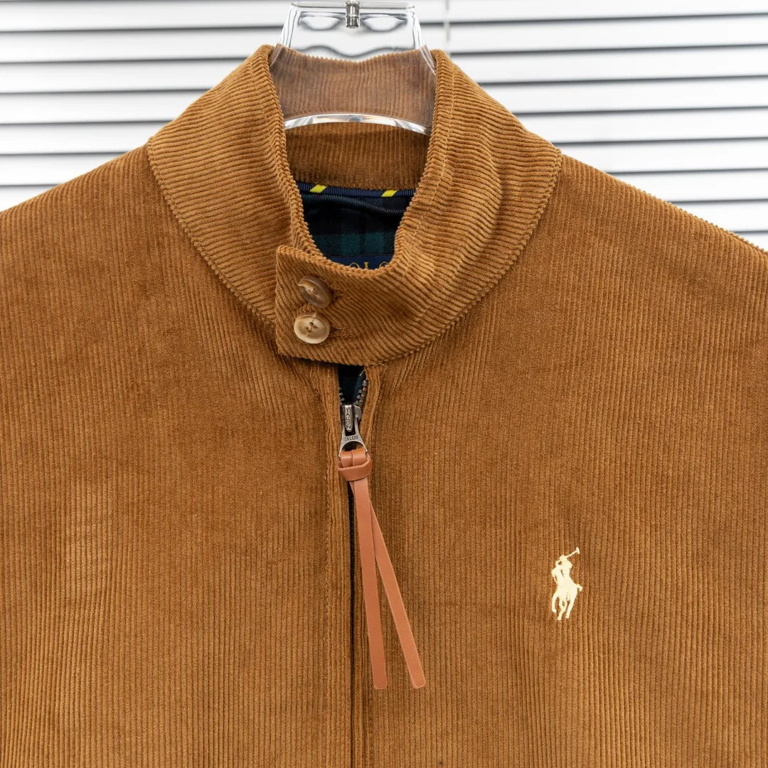 P470 top version (difference in currency) You can scan the QR code to enter the official website Style: Ralph Lauren POLO Ralph Lauren original molded small label embroidered corduroy old money style jacket Color: Picture color Size: S-XL Fabric: Corduroy Accessories: Full set of customized accessories No gender distinction, the same style for men and women